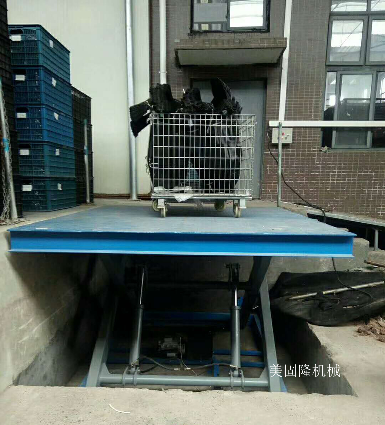 长春固定式升降货梯厂家