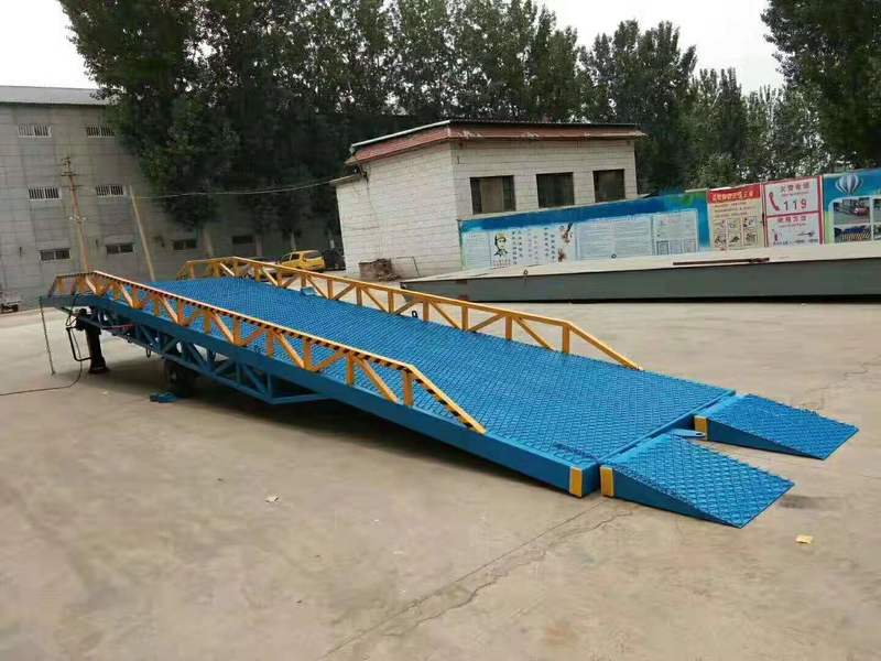 长春汽车登车桥